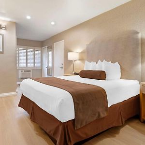 Queen Room Disability Access